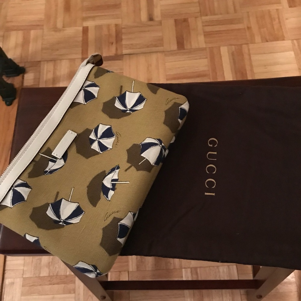 Brand New Gucci clutch